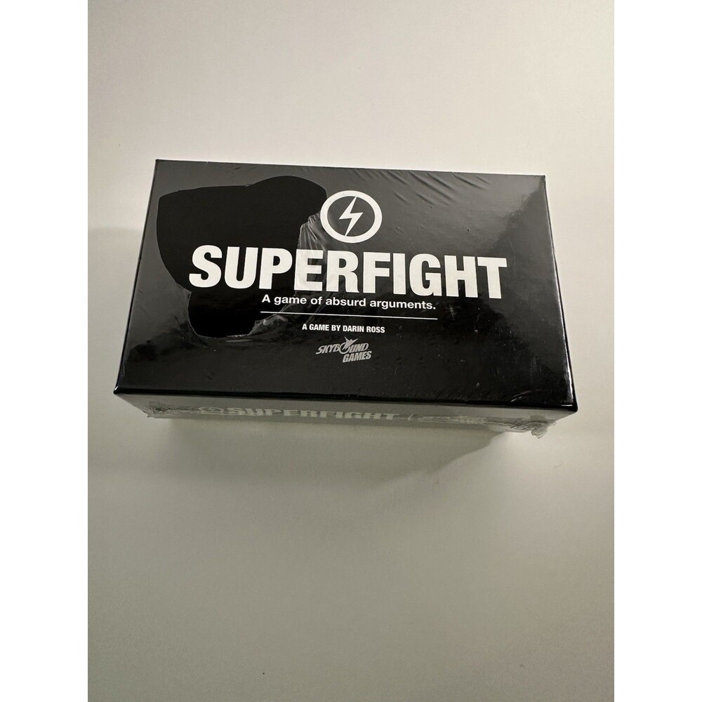 Superfight 500 Card Core Deck - A Game of Absurd Arguments *NEW & SEALED*